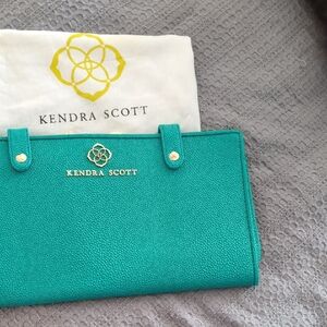 Kendra Scott Teal Travel Jewelry Clutch with Textured Finish